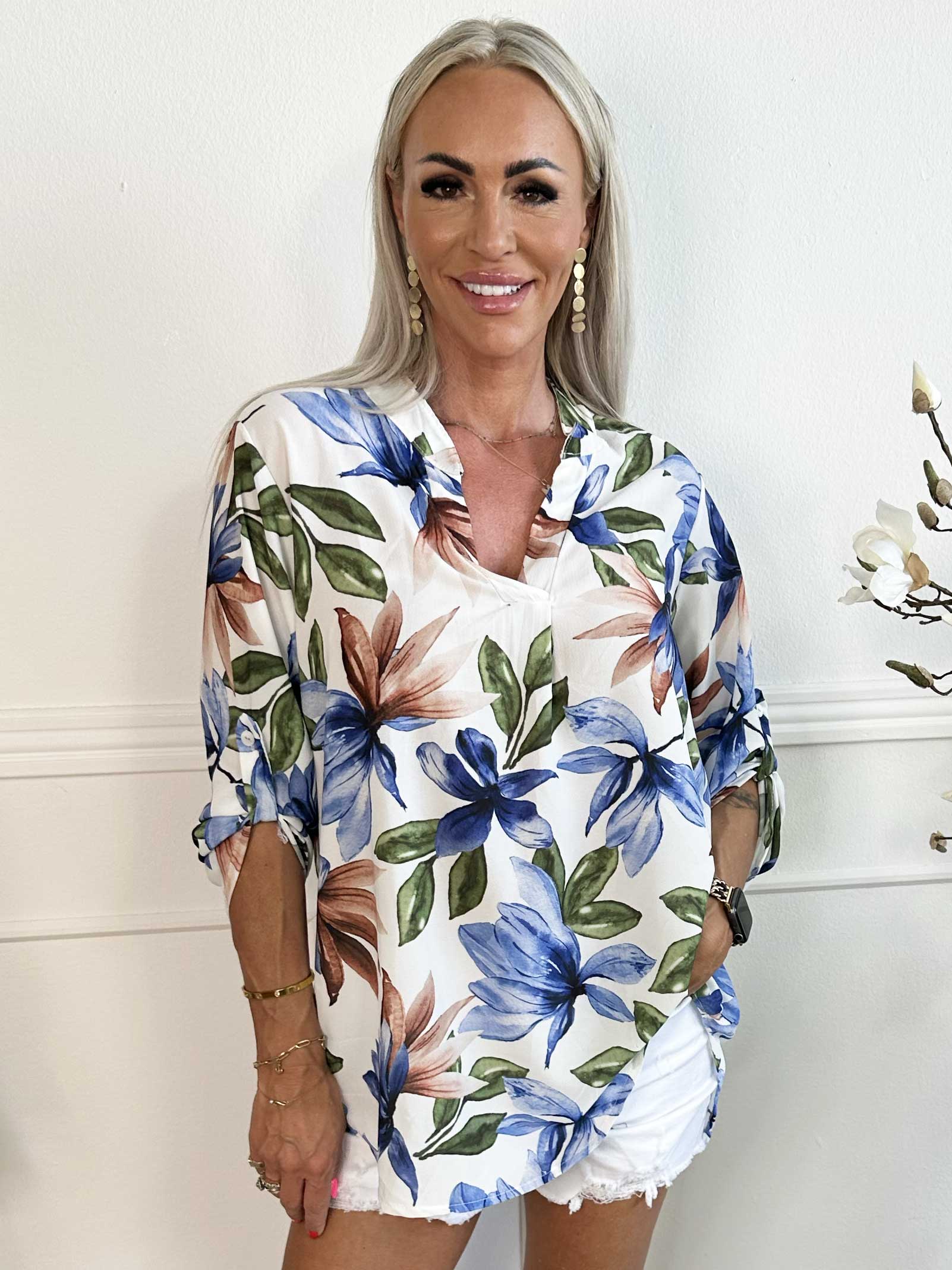 Vanesa Flower - Lätt och luftig tunika med blommönster